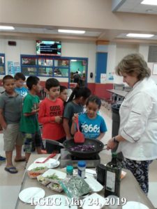 Chef Catherine demonstrates cooking - LGEG May 24, 2019