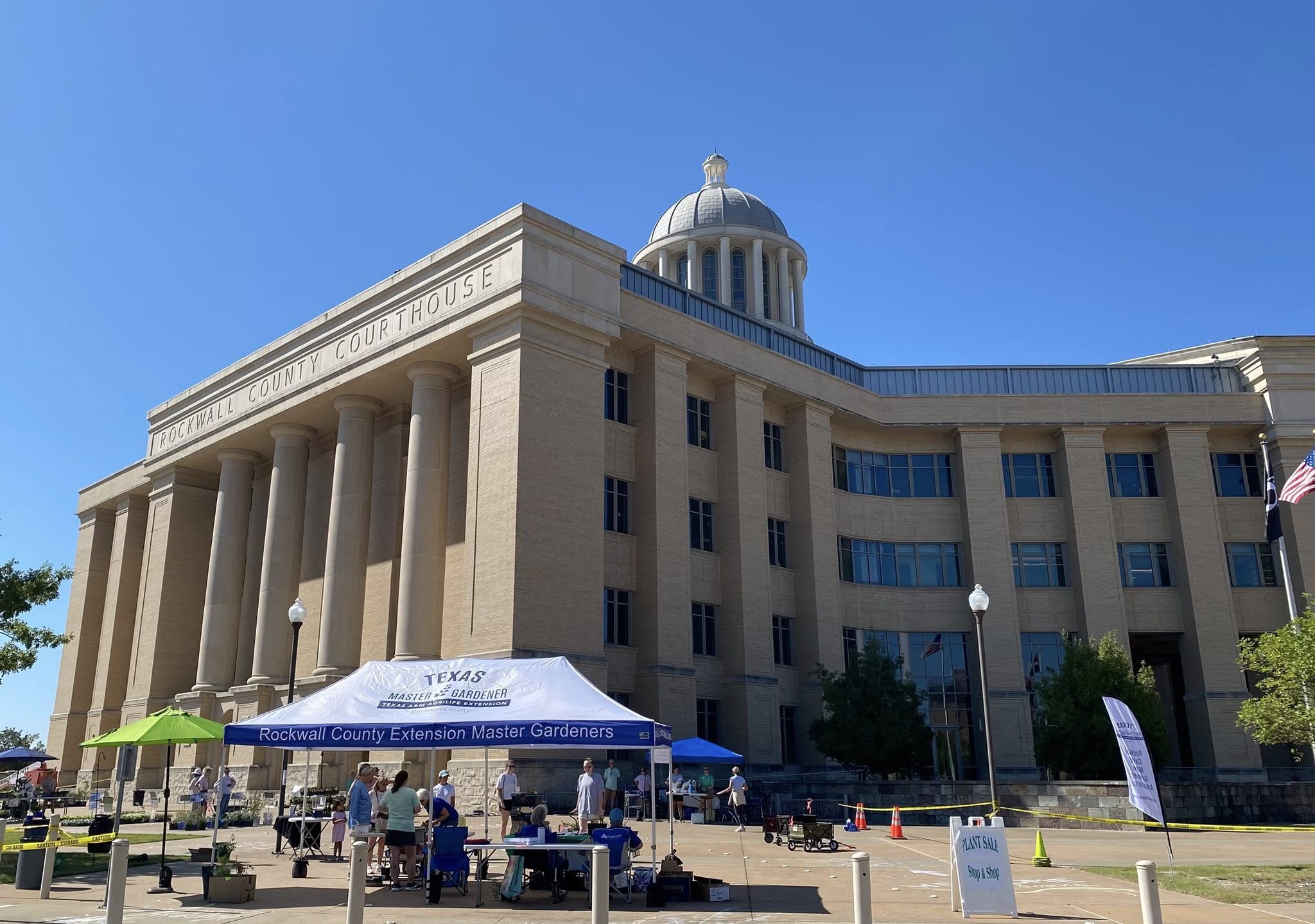 558866760_10230847034185686_2242452889769588367_n (1)